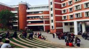 Top 5 Best MBA Schools in Delhi NCR